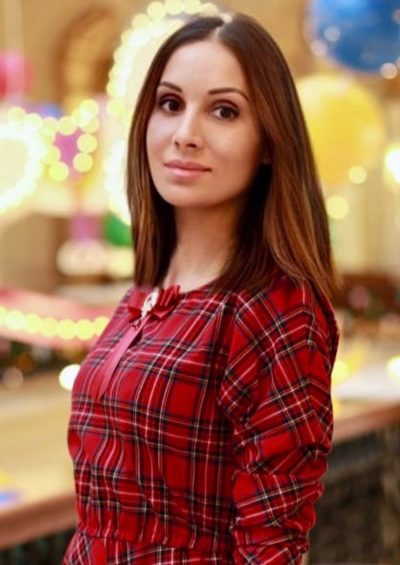Elena- Russische attraktive Frau sucht einen guten Mann