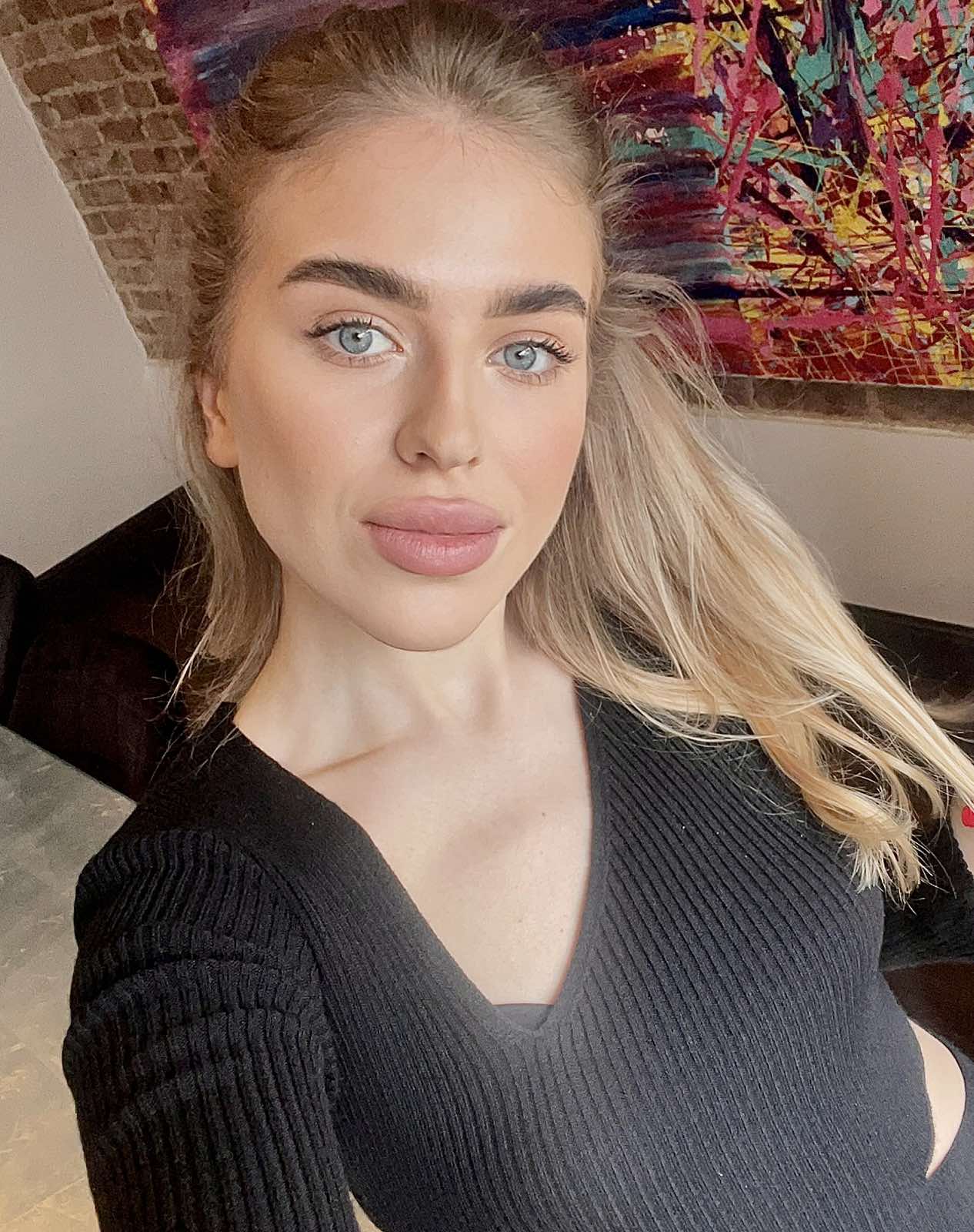 Yaroslava, 22