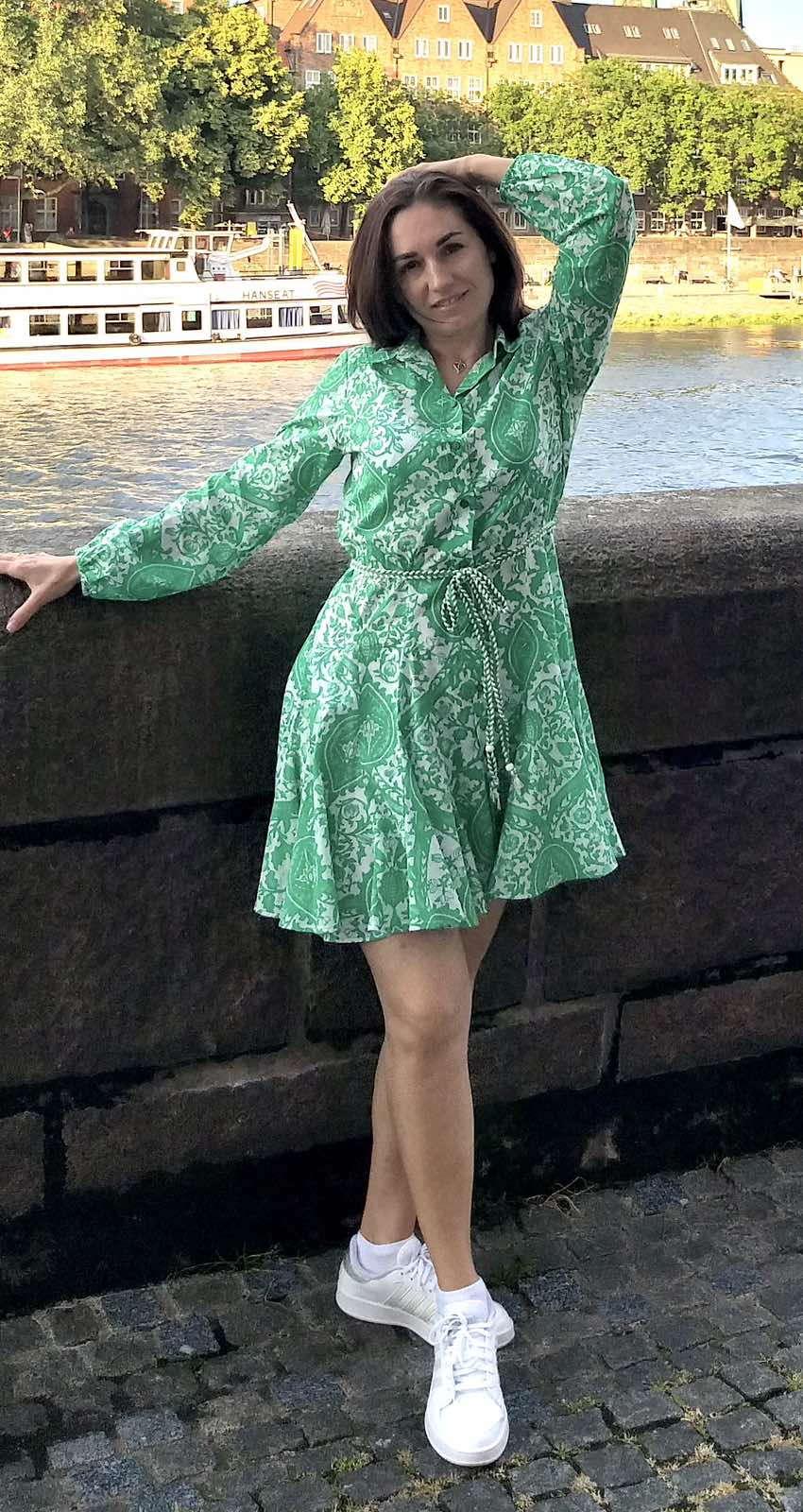 Nataliia, 43