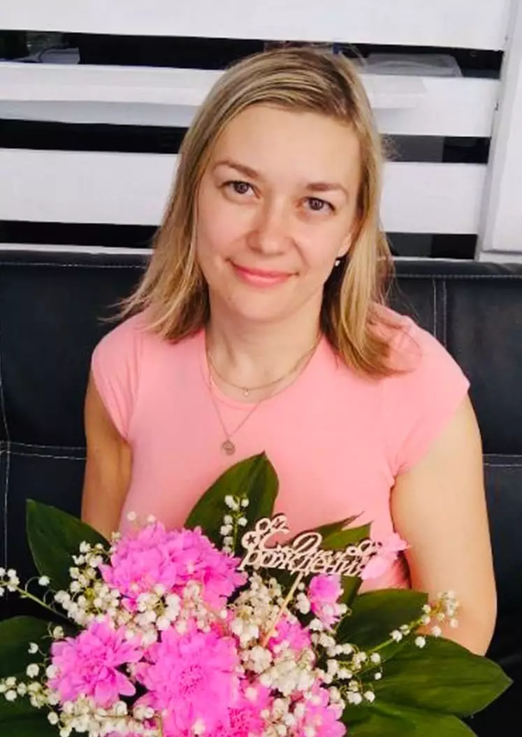 Olga, 40