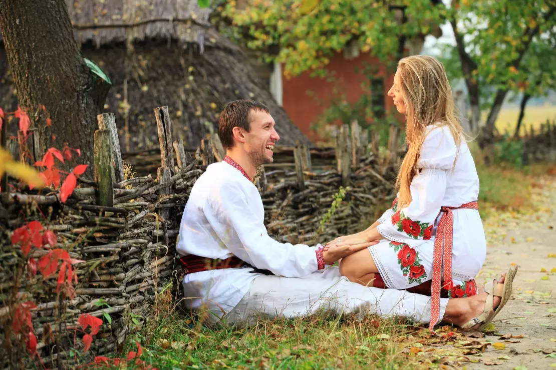 lovely couple in ukrainian style clothing pmmhmj compressed