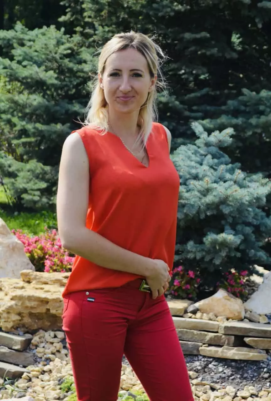 Svetlana M, 37