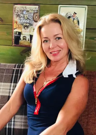 Alla A, 51: Tolle und attraktive russische Frau sucht einen deutschen Mann