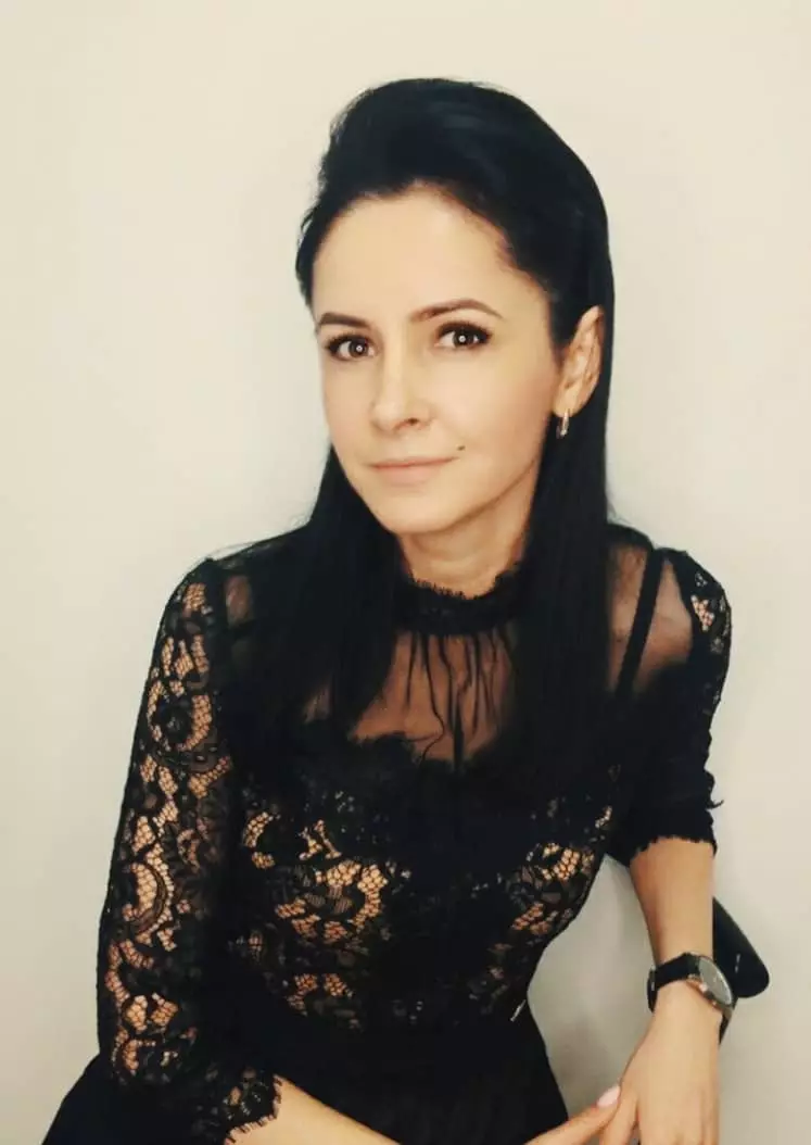 Natalia K, 43