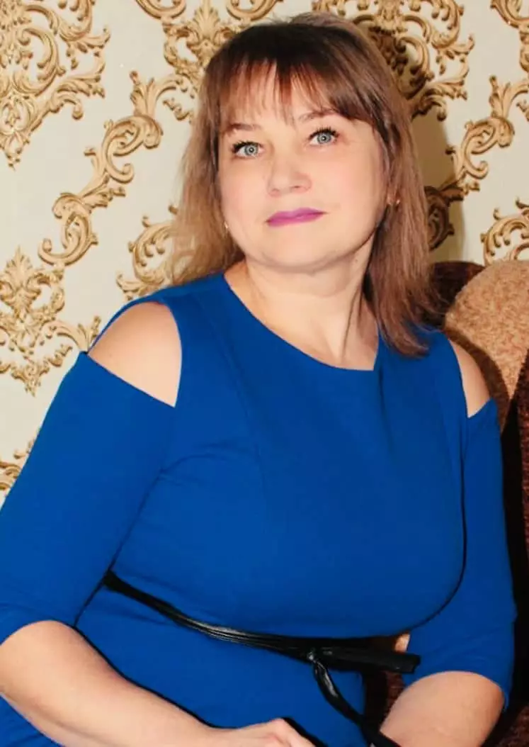 Oksana, 53