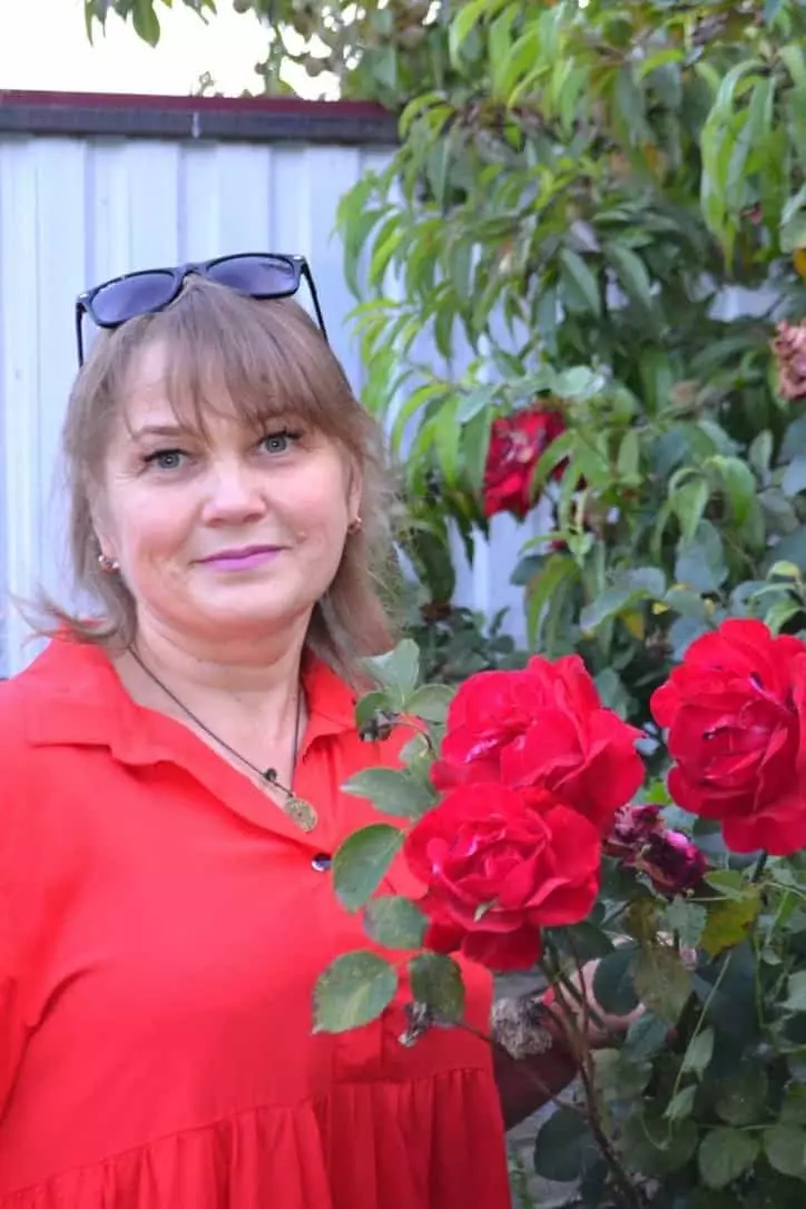 Oksana, 53