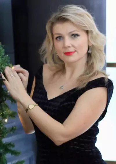 Lilia, 43: Partnervermittlung Agentur Russland ukrainische und russische Frauen
