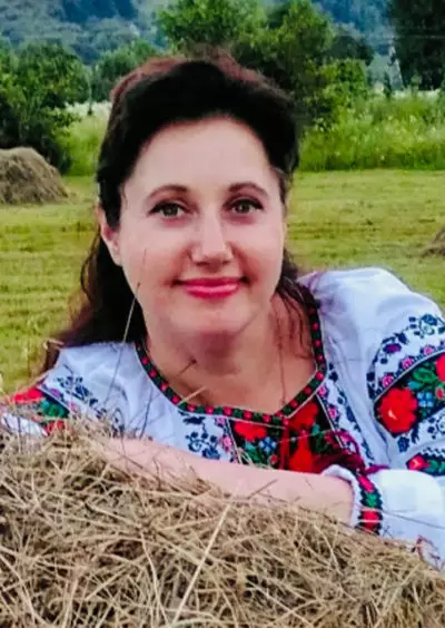 Oksana, Hübsche russische und ehrliche Frau in Deutschland sucht einen Mann