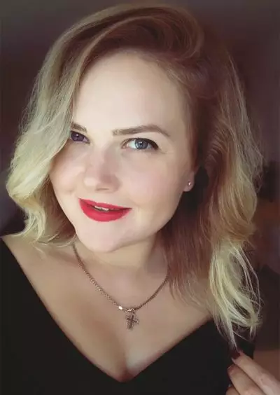 Irina S, 34: Viele hübsche russische Frauen sind in Deutschland