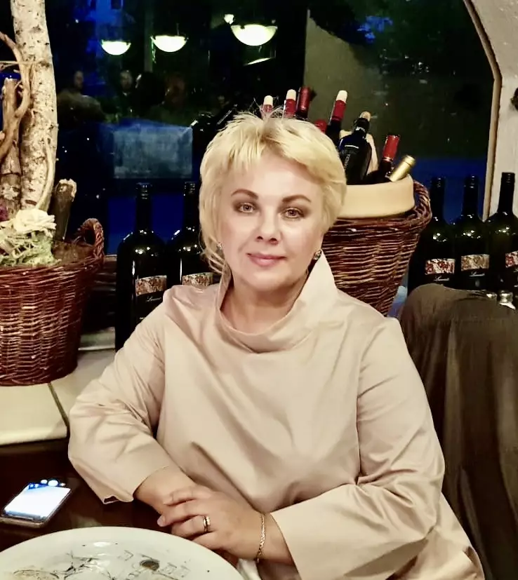 Irina, 60