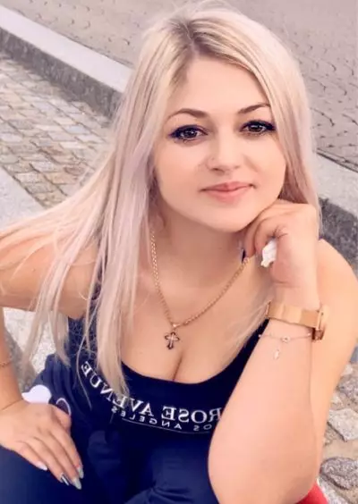 Nelia, 34: Ukrainische und russische Single Frauen suchen einen Mann