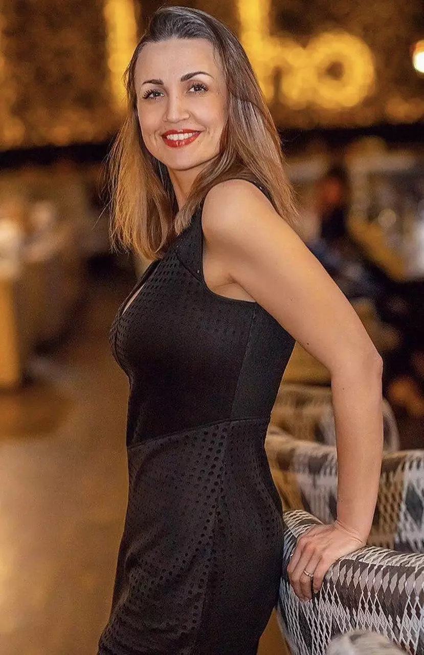 Nataliia, 40