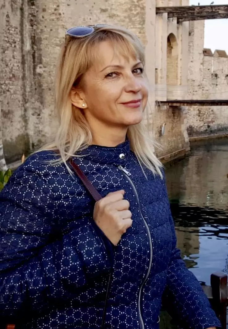 Irina, 48