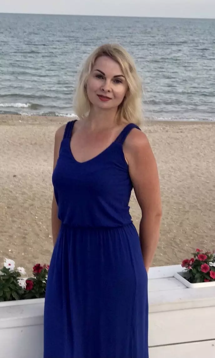 Svetlana S, 45