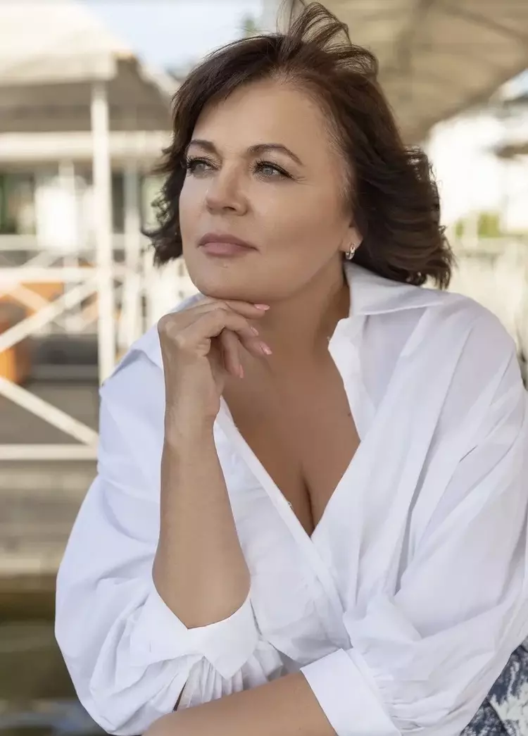 Svetlana, 59