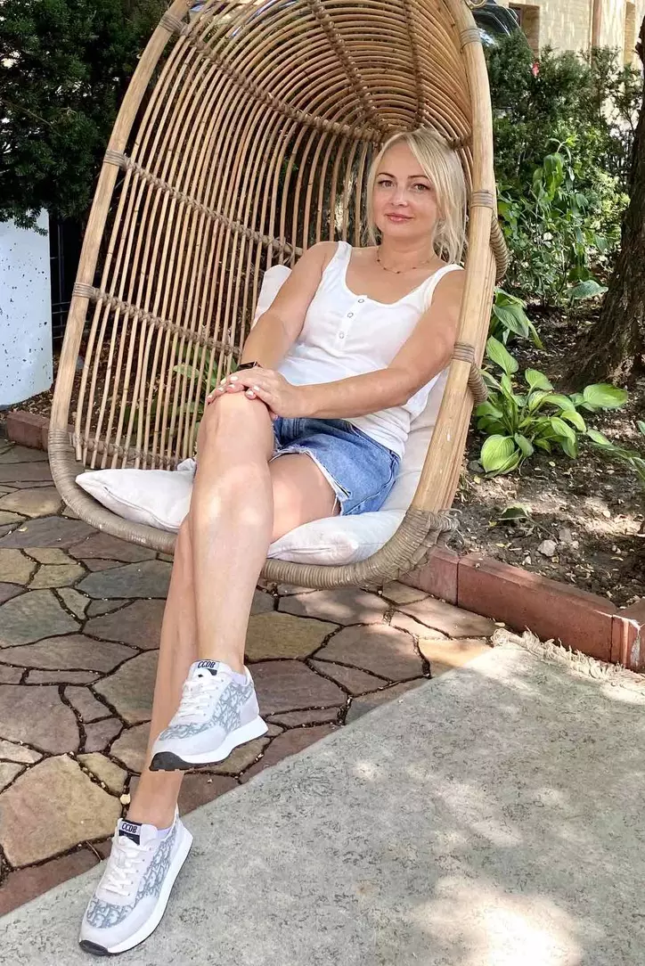 Natalia Su, 41