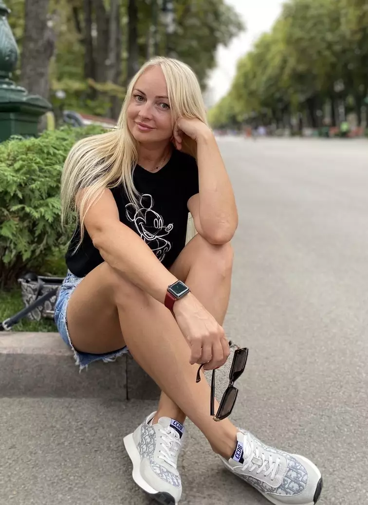 Natalia Su, 41
