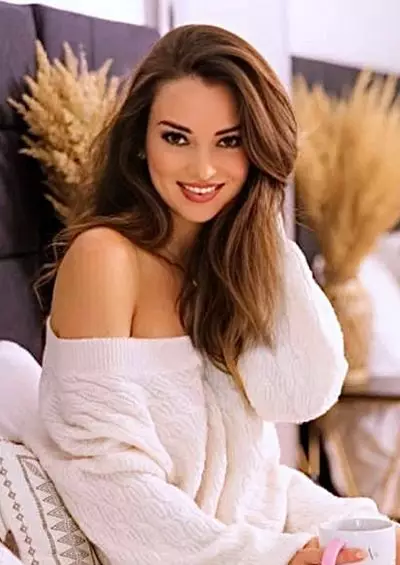 Margarita, Partnervermittlung Ukraine. Hübsche Frau aus München / Deutschland
