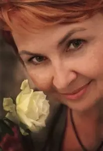 Partnersuche: Ludmila, 58 sucht seriös einen Mann fürs Leben