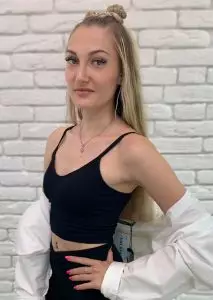 Yuliana, 23 Junge Ukrainerin sucht einen deutschen Mann