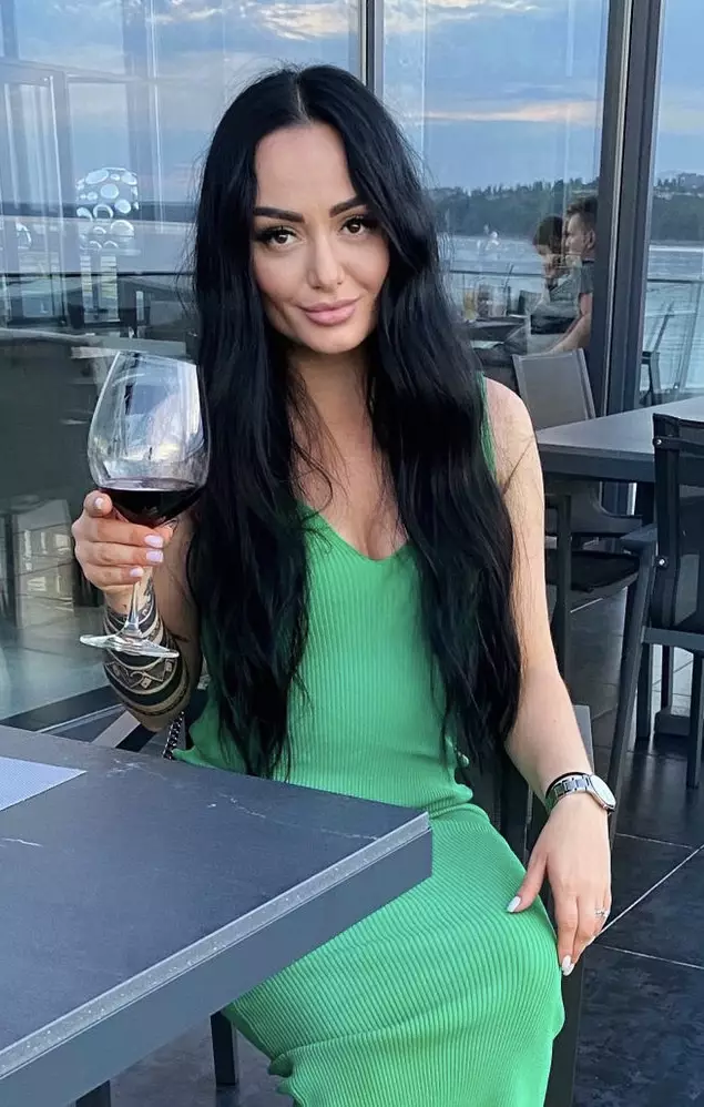 Irina, 35