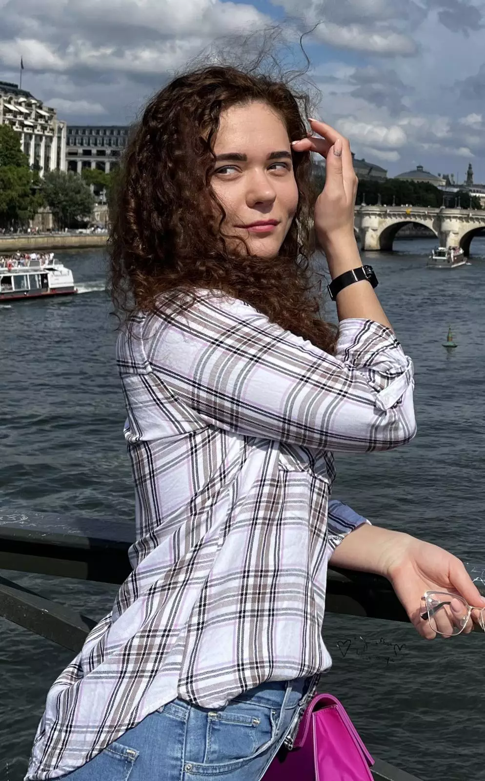 Svetlana, 29