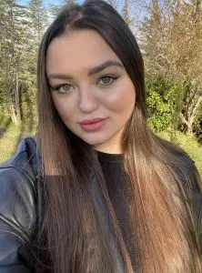 Partnervermittlung "Dein Glücksfall" in Deutschland: Sofia, 21 sucht einen Mann fürs Leben