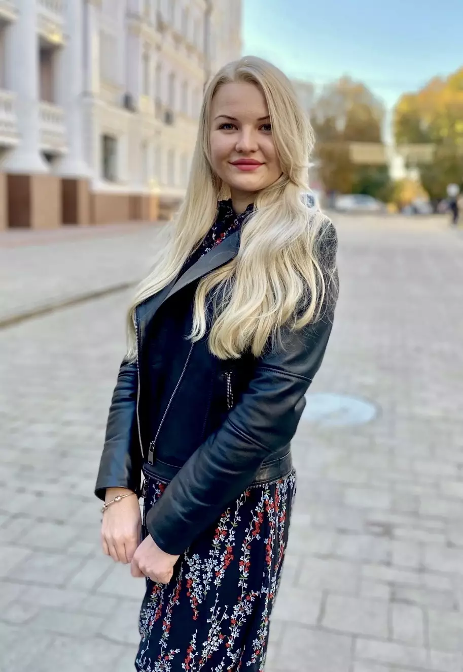 Oksana, 28