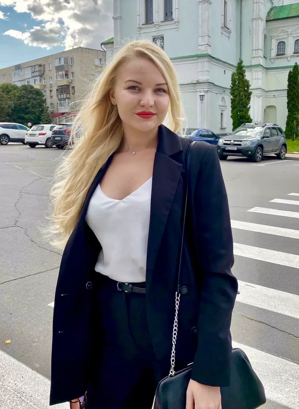 Oksana, 28