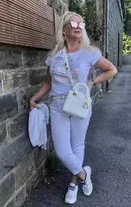 Mila, 57 Partnervermittlung: Sie sucht einen Mann für eine feste Beziehung