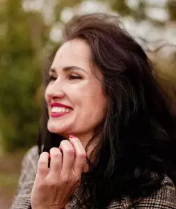 Anna P, 36 - - Sie sucht Ihn in Hessen