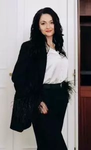 Ruslana, 52 Tolle und attraktive Frau sucht einen deutschen Mann aus der Ukraine