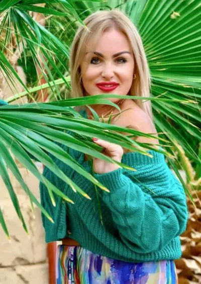 Irina, 42 Partnersuche