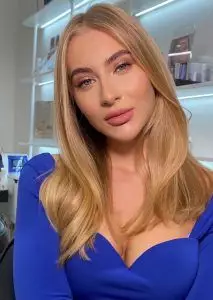Vika, 22 ukrainische Frauen Katalog VIP