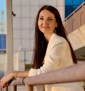 Irina, 46 Partnervermittlung seriöse