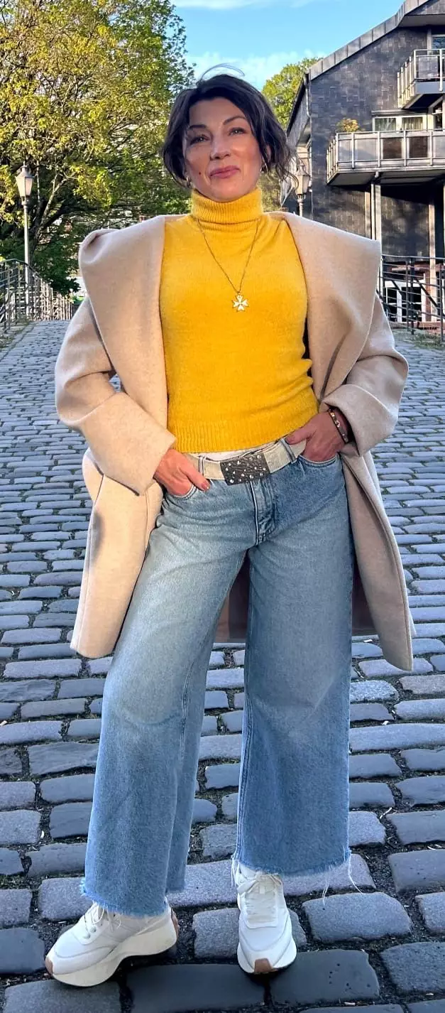 Miroslava, 48