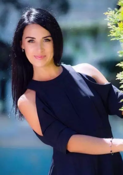 Marina, 34 ukrainische hübsche Frauen suchen einen Mann