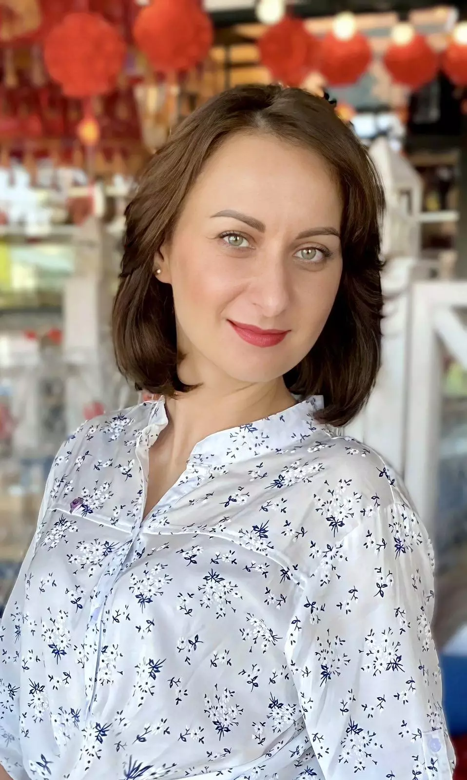 Natalia, 40