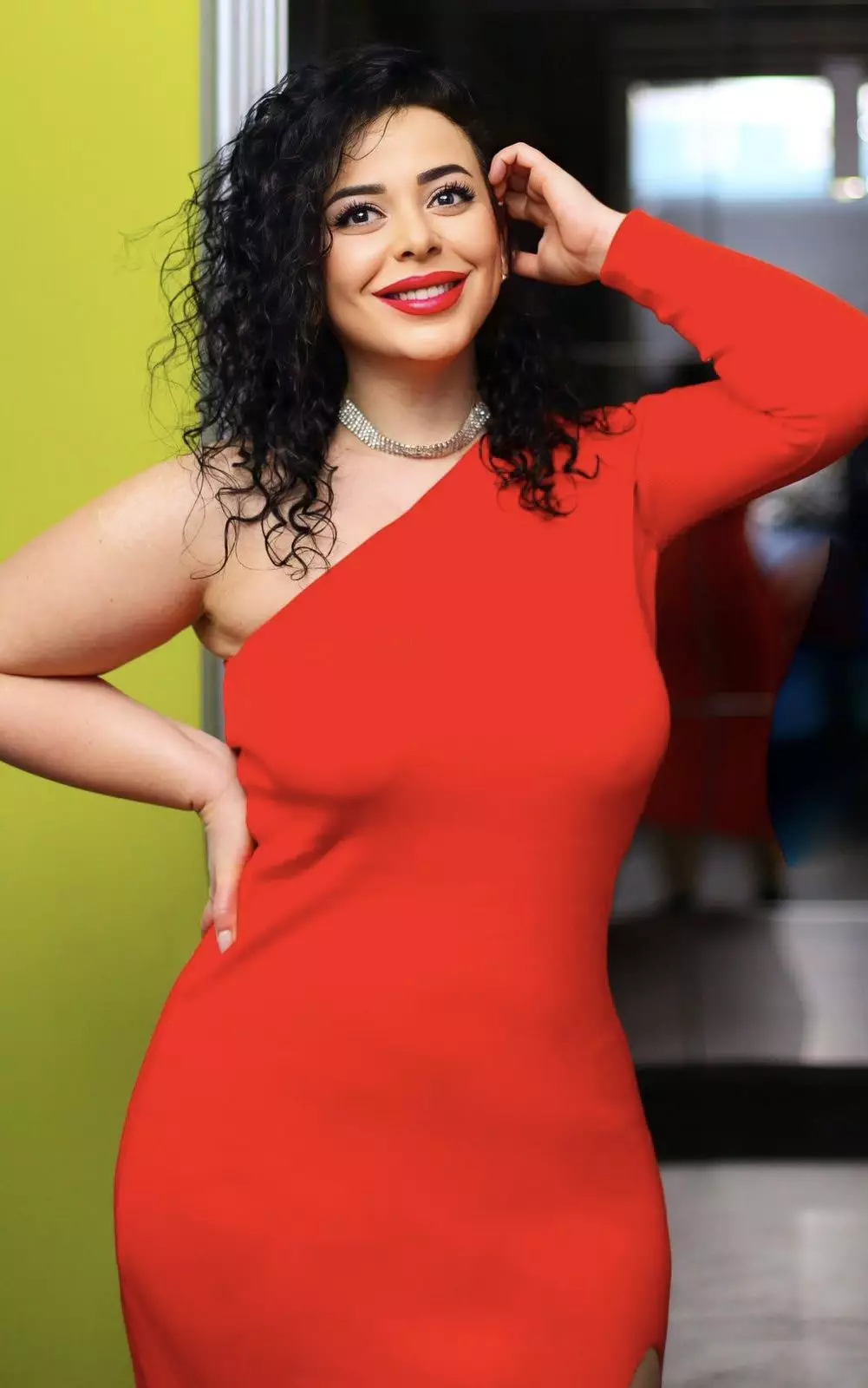 Maria, 37