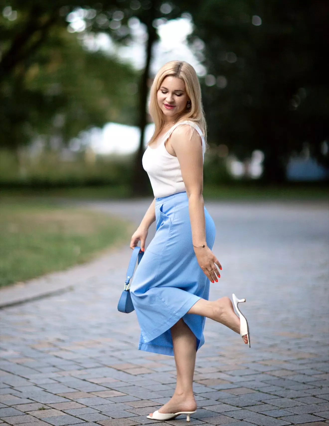 Nataliia, 42