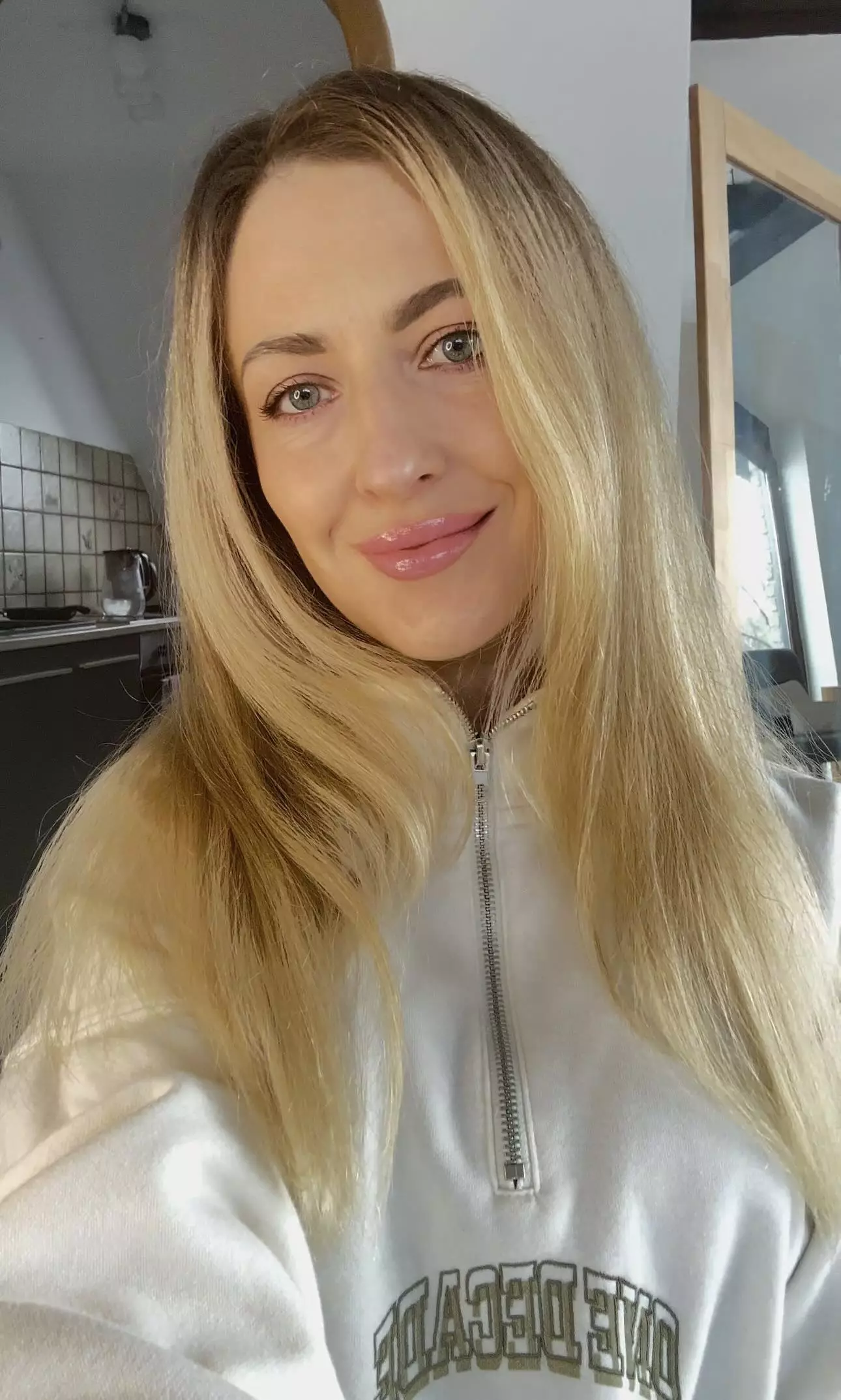 Irina, 41