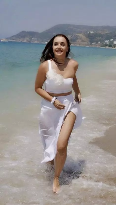 Tetiana, 41