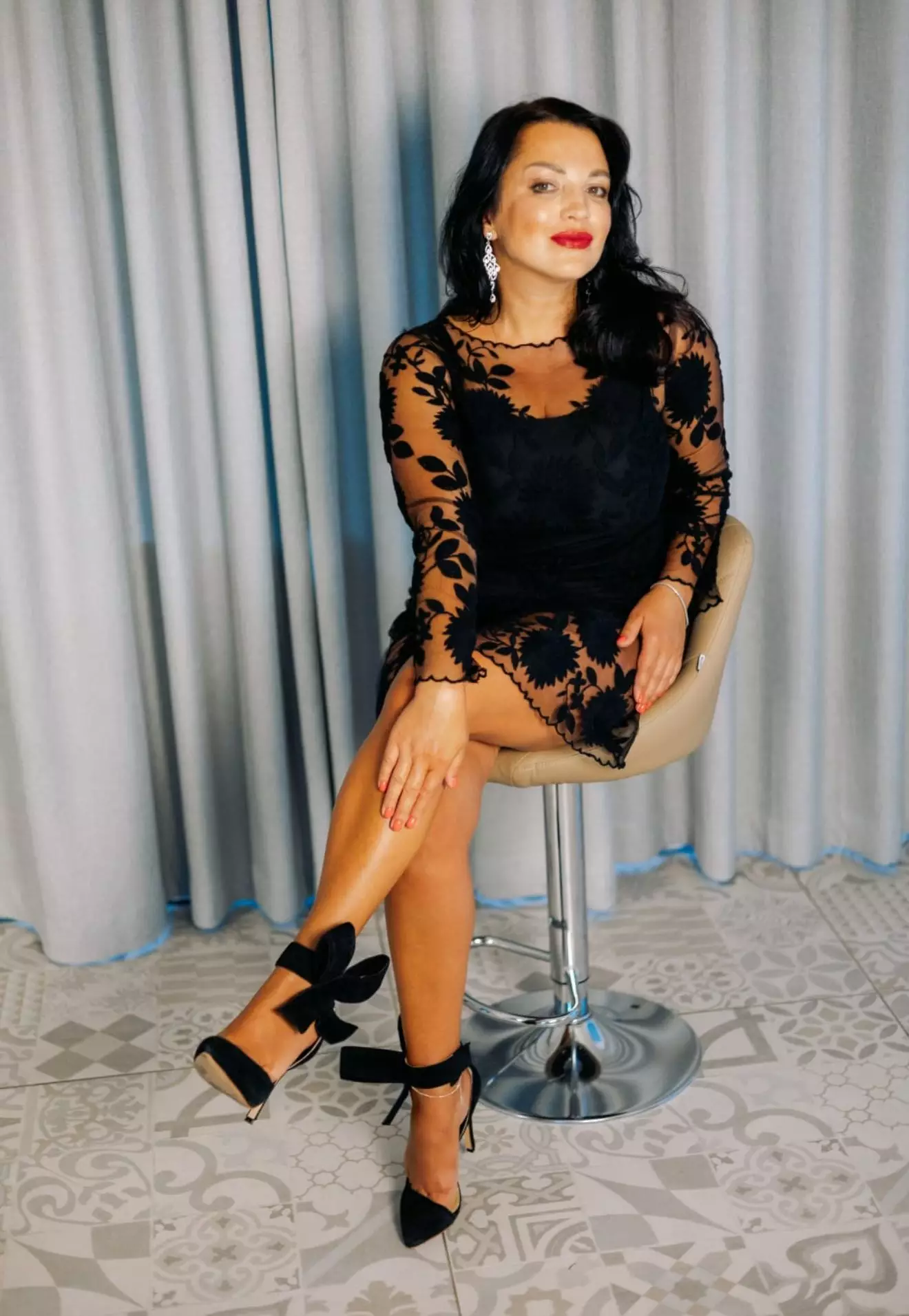 Elena, 45