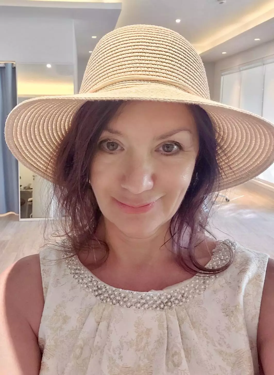Irina, 59