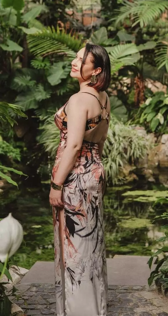 Viktoriia, 41