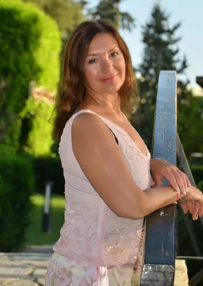 Irina, 59 Katalog Frauen 50+