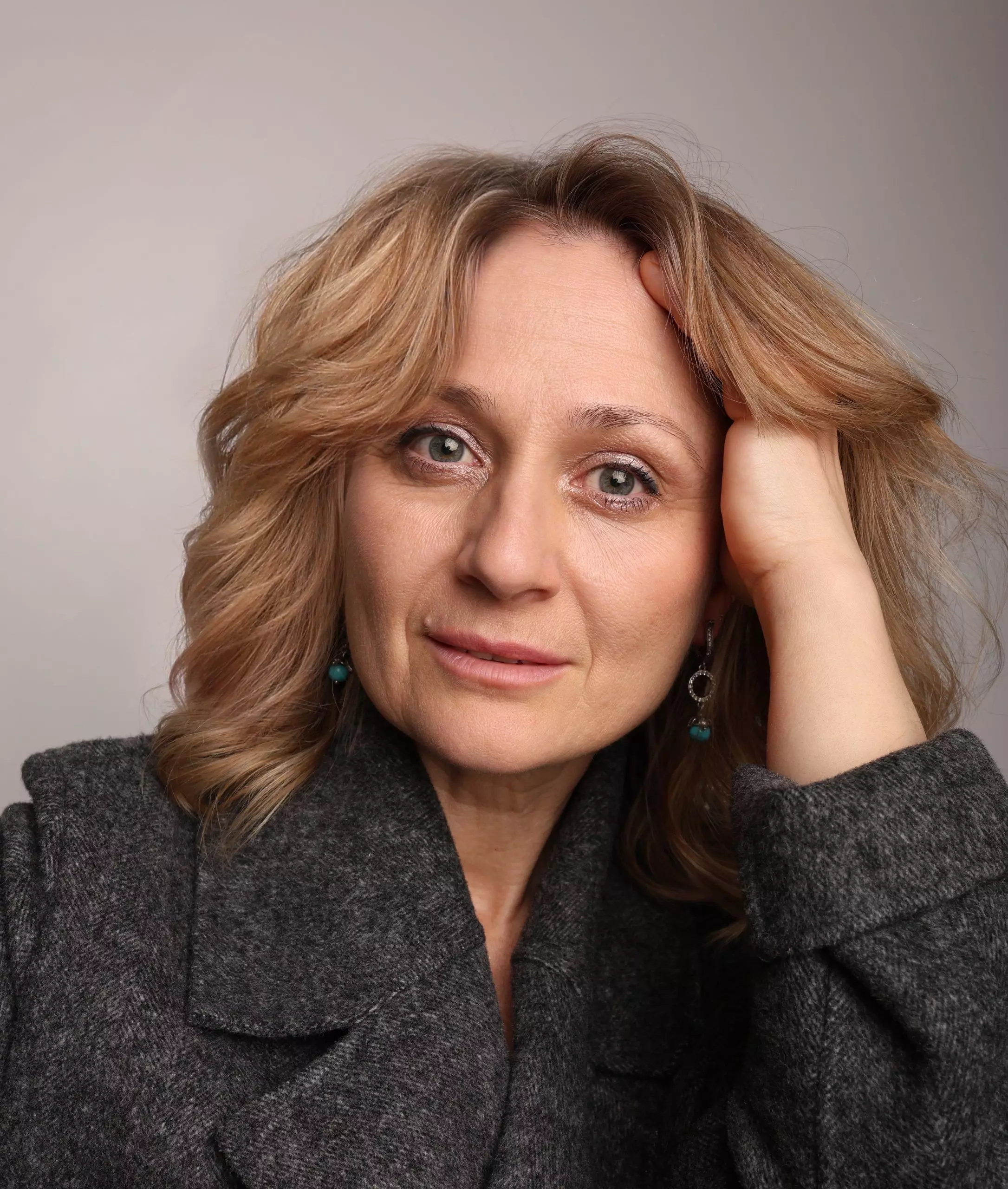 Yana, 46
