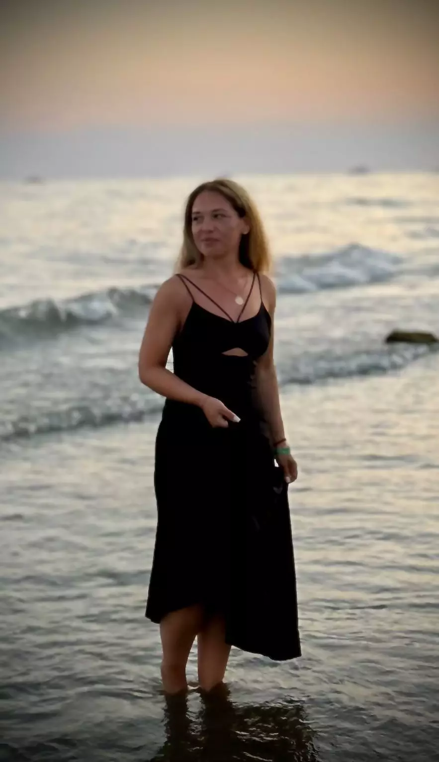 Ecaterina, 37