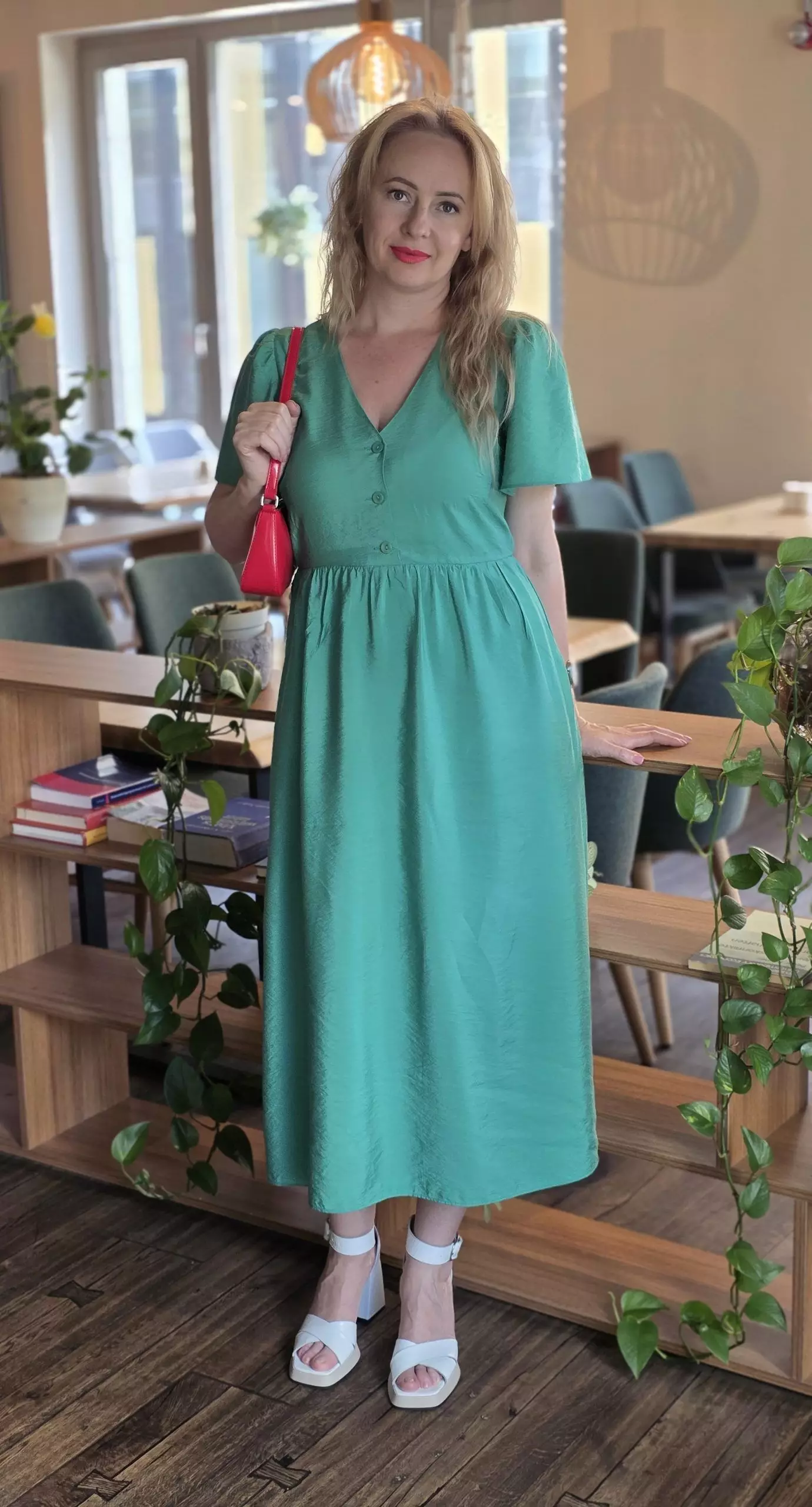 Svetlana, 40