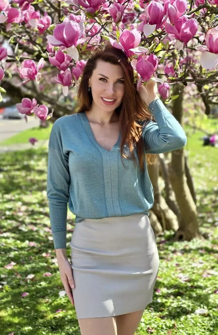 Iuliia, 42